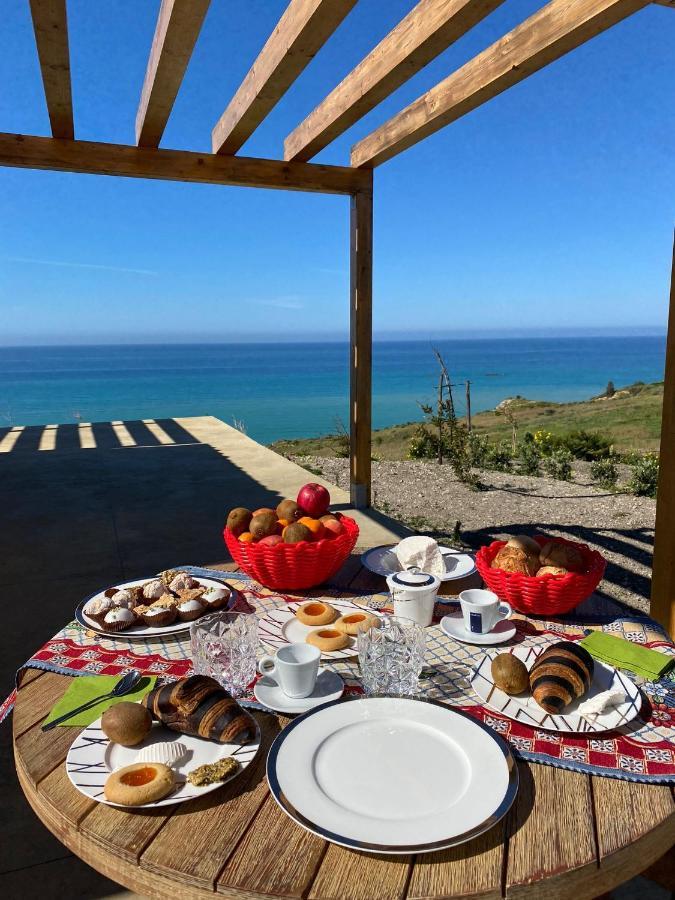 Tendu' Punta Bianca Glamping Camp ปัลมา ดิ มอนเตเคียโร ภายนอก รูปภาพ