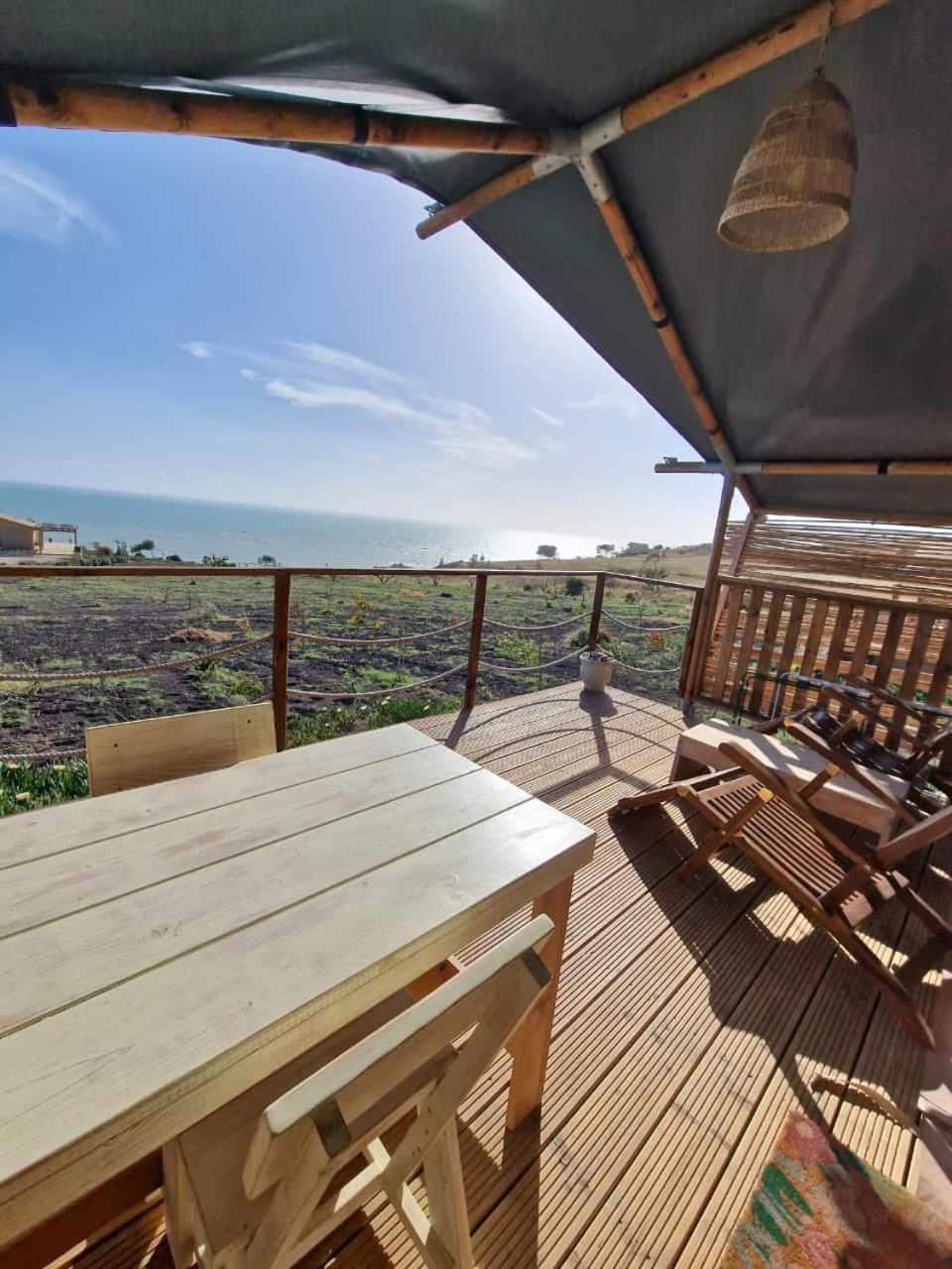 Tendu' Punta Bianca Glamping Camp ปัลมา ดิ มอนเตเคียโร ภายนอก รูปภาพ